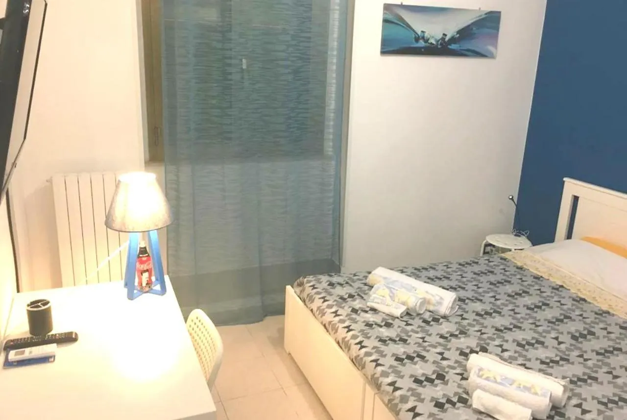 Casa Mazzacane Bari Appartamento Con 2 Camere Da Letto 0*,